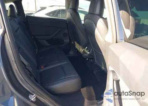 2022 Tesla Model Y Performance Dual Motor All-Wheel Drive from USA, damaged, VIN 7SAYGDEF3NF561002